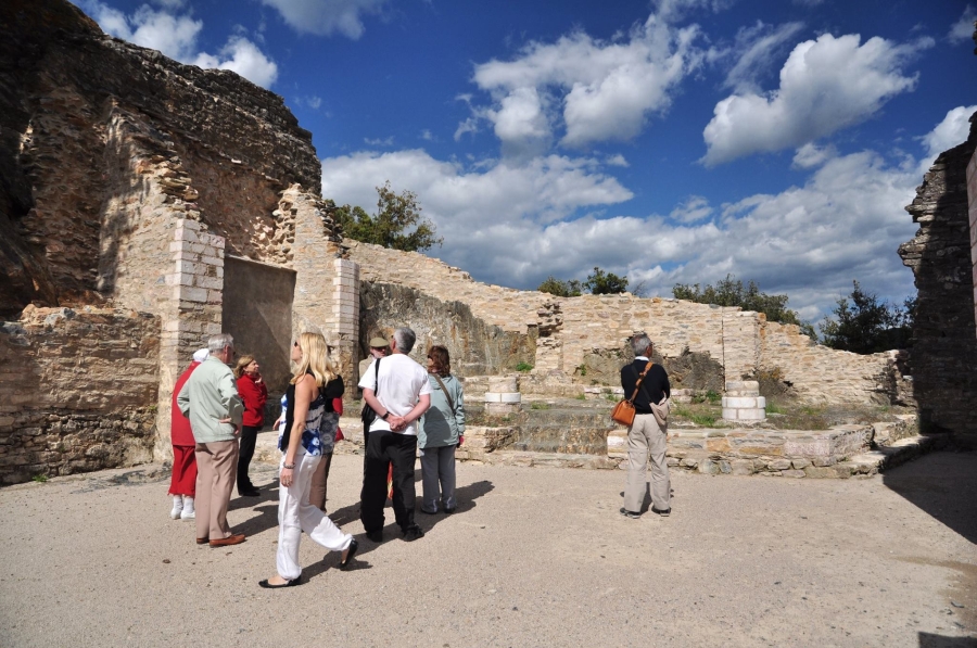 Visite Castrum dOlargues ancienne eglise